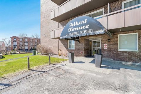 Photo 2 at 48 - 2 Albert Street, North Shore, Barrie