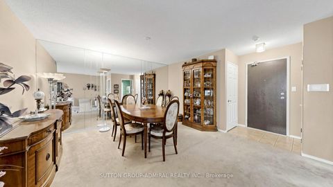 Photo 2 at 610 - 30 Greenfield Avenue, Willowdale East, Toronto