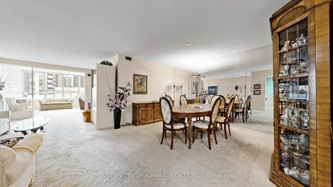 Photo 3 at 610 - 30 Greenfield Avenue, Willowdale East, Toronto