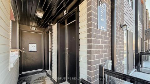 Photo 5 at 21 - 235 Mclevin Avenue, Malvern, Toronto
