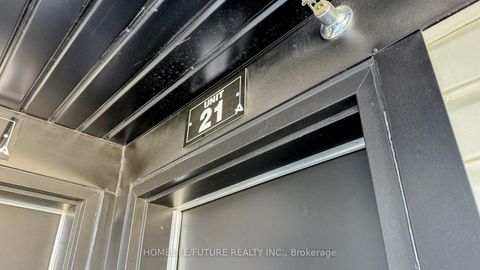 Photo 6 at 21 - 235 Mclevin Avenue, Malvern, Toronto