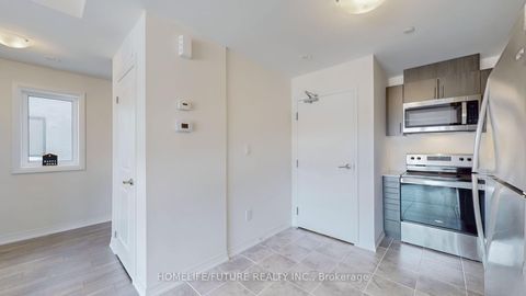 Photo 14 at 21 - 235 Mclevin Avenue, Malvern, Toronto