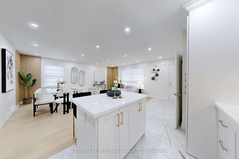 Photo 11 at 132 Budea Crescent, Maryvale, Toronto