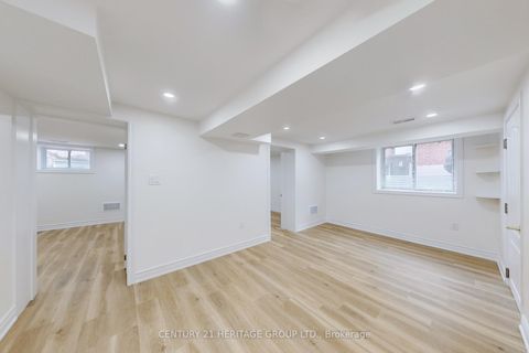 Photo 24 at 132 Budea Crescent, Maryvale, Toronto