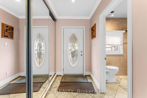 Photo 16 at 46 Isle Vista Drive, Virginia, Georgina