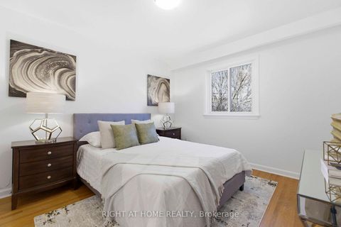 Photo 9 at 106 Fortrose Crescent, Donalda, Toronto