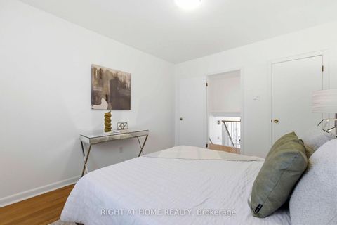 Photo 10 at 106 Fortrose Crescent, Donalda, Toronto