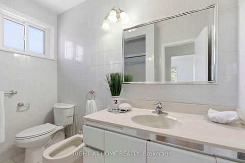 Photo 13 at 106 Fortrose Crescent, Donalda, Toronto