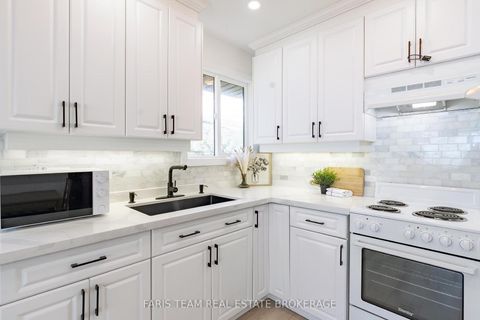 Photo 10 at 2305 Crystal Beach Road, Alcona, Innisfil