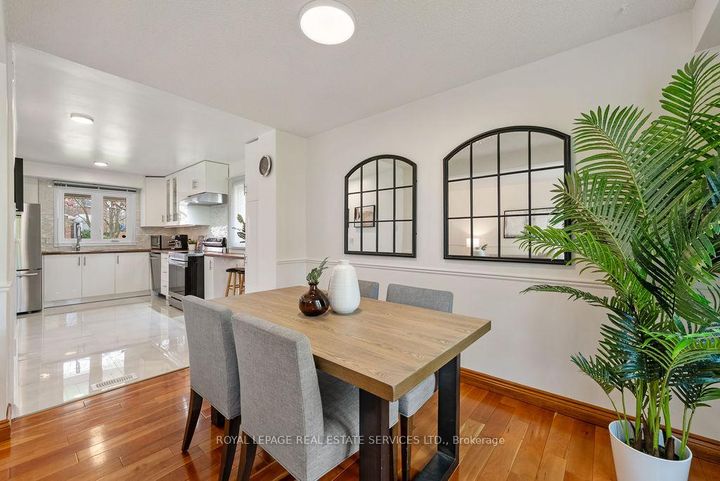 Photo 6 at 161 Riverview Street, BR Bronte, Oakville