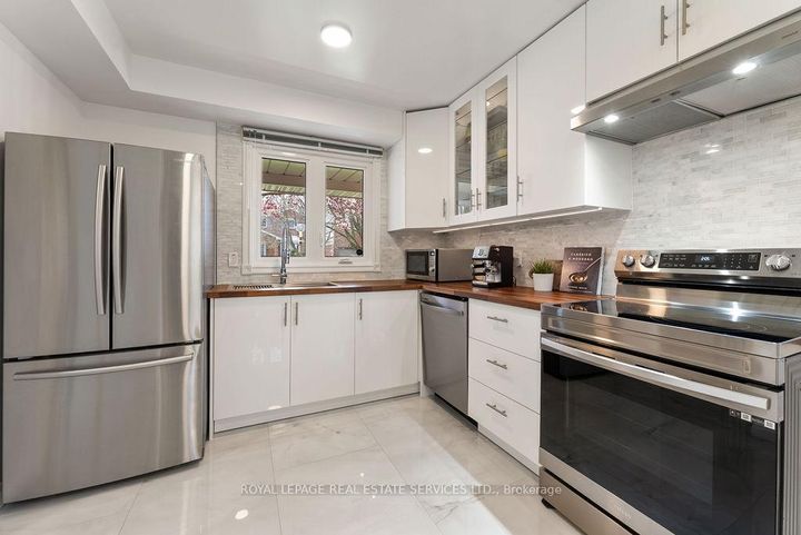 Photo 8 at 161 Riverview Street, BR Bronte, Oakville