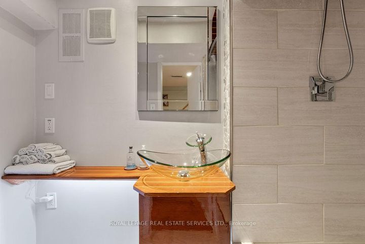 Photo 26 at 161 Riverview Street, BR Bronte, Oakville