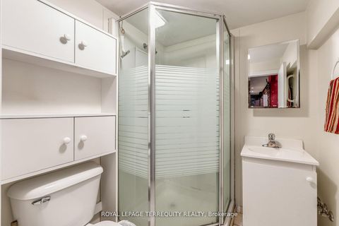 Photo 20 at 5 Acorn Avenue, City Centre West, Toronto