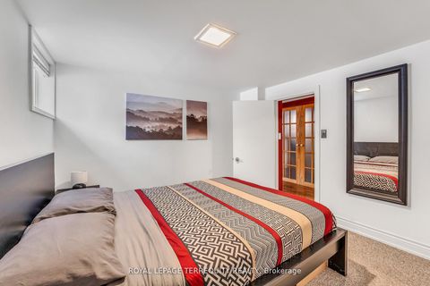 Photo 21 at 5 Acorn Avenue, City Centre West, Toronto