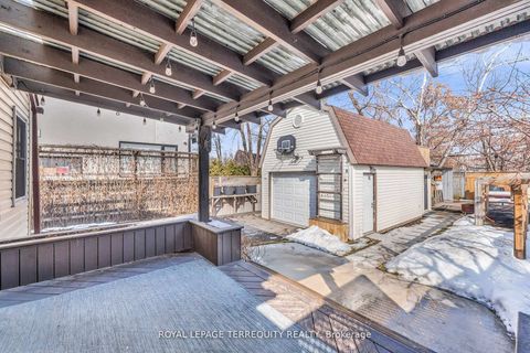 Photo 23 at 5 Acorn Avenue, City Centre West, Toronto