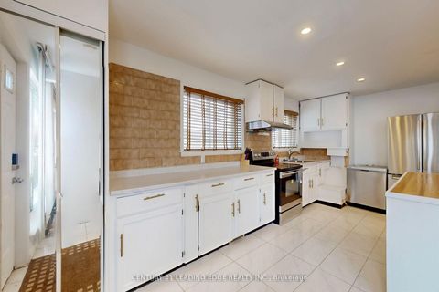 Photo 11 at 210 Linden Avenue, Kennedy Park, Toronto