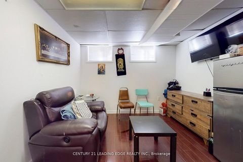 Photo 26 at 210 Linden Avenue, Kennedy Park, Toronto