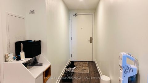 Photo 12 at 601 - 33 Helendale Avenue, Eglinton, Toronto