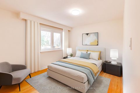 Photo 16 at 1 Charlemont Crescent, Sullivan, Toronto