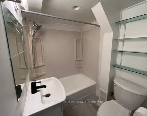 Photo 10 at 194 Florence Avenue, Westgate, Toronto