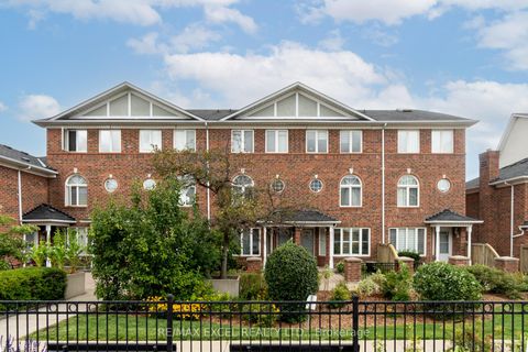 Photo 1 at 37 - 18 Clark Avenue W, Yorkhill, Vaughan