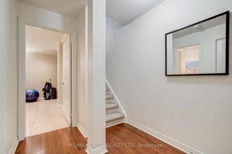 Photo 36 at 37 - 18 Clark Avenue W, Yorkhill, Vaughan