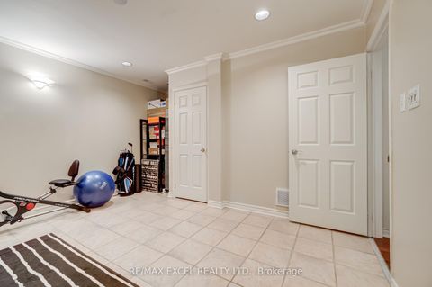 Photo 38 at 37 - 18 Clark Avenue W, Yorkhill, Vaughan