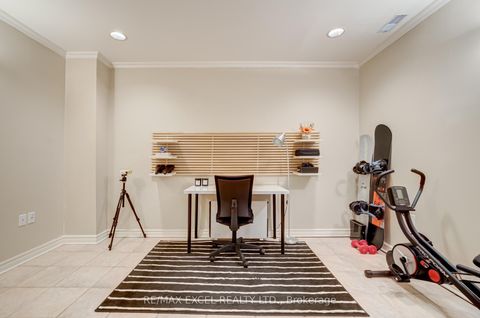 Photo 39 at 37 - 18 Clark Avenue W, Yorkhill, Vaughan