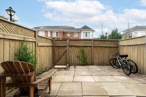 Photo 44 at 37 - 18 Clark Avenue W, Yorkhill, Vaughan