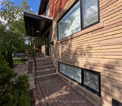 Photo 2 at 77 Hove Street E, Bathurst Manor, Toronto