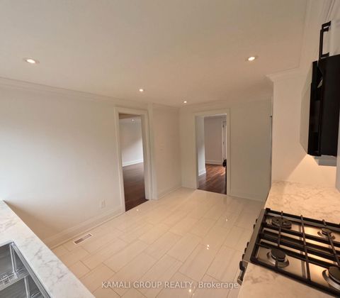 Photo 7 at 77 Hove Street E, Bathurst Manor, Toronto