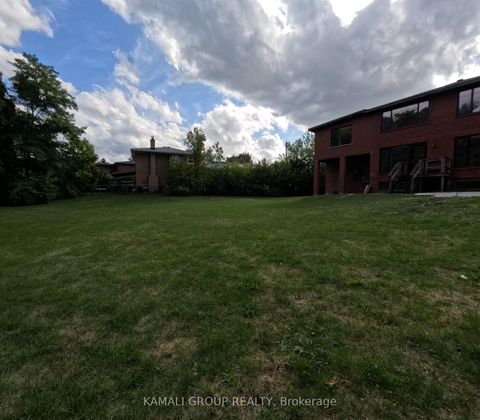 Photo 31 at 77 Hove Street E, Bathurst Manor, Toronto