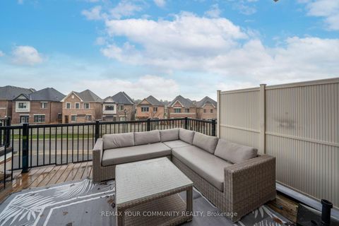 Photo 8 at 313 Kleinburg Summit Way, Kleinburg, Vaughan