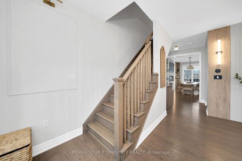 Photo 15 at 313 Kleinburg Summit Way, Kleinburg, Vaughan