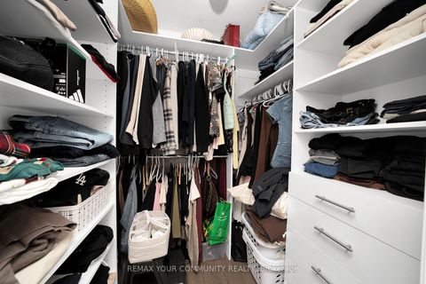 Photo 17 at 313 Kleinburg Summit Way, Kleinburg, Vaughan