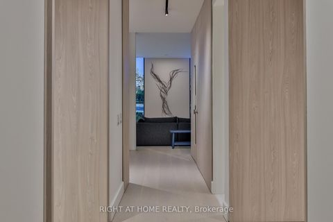 Photo 2 at 403 - 1 Roxborough Street W, Annex, Toronto