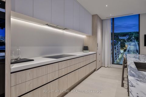 Photo 9 at 403 - 1 Roxborough Street W, Annex, Toronto