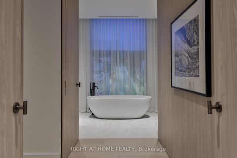 Photo 15 at 403 - 1 Roxborough Street W, Annex, Toronto