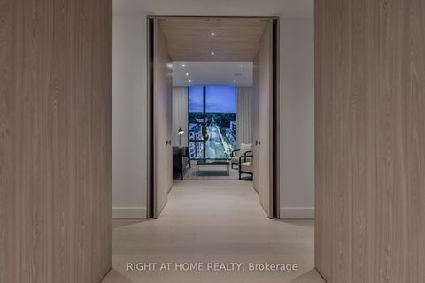 Photo 22 at 403 - 1 Roxborough Street W, Annex, Toronto