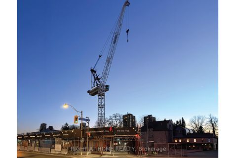 Photo 27 at 403 - 1 Roxborough Street W, Annex, Toronto