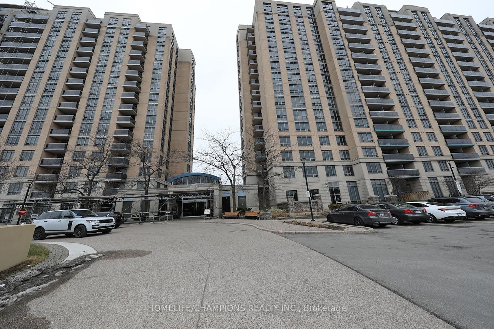 PH15 - 8 Mondeo Drive, Dorset Park, Toronto 