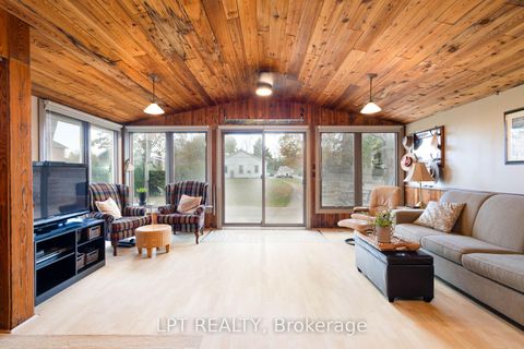 Photo 8 at 122 Blue Heron Drive, Pefferlaw, Georgina