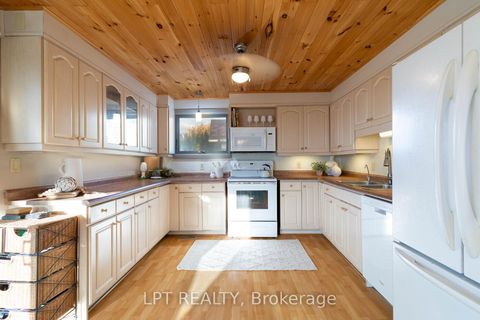 Photo 19 at 122 Blue Heron Drive, Pefferlaw, Georgina