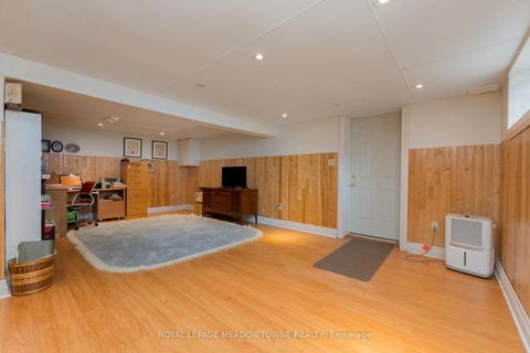 Photo 24 at 208 Martin Street, King City, King