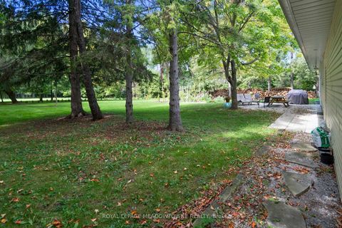 Photo 27 at 208 Martin Street, King City, King