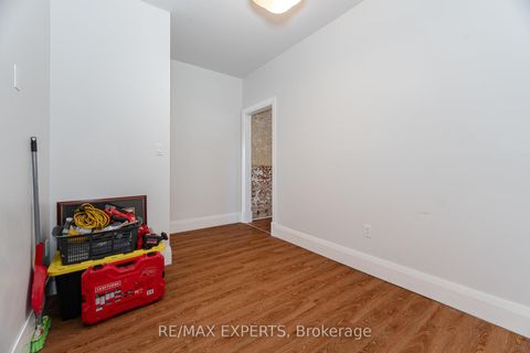 Photo 3 at 289 Old Weston Road, Pellam Park, Toronto