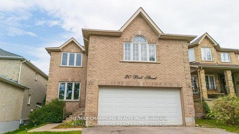 Photo 0 at 20 Bell Street, Ardagh, Barrie