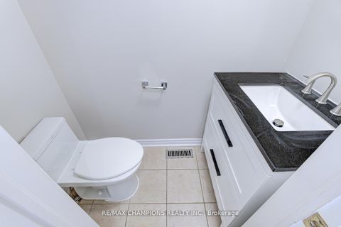 Photo 15 at 20 Bell Street, Ardagh, Barrie