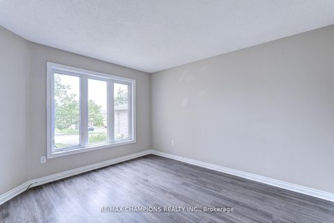 Photo 32 at 20 Bell Street, Ardagh, Barrie