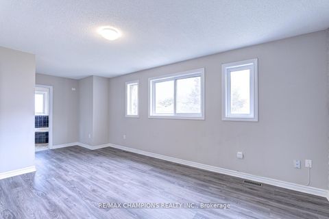 Photo 33 at 20 Bell Street, Ardagh, Barrie